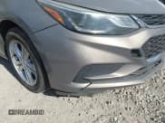 ✅ 2017 Chevrolet Cruze LT • VIN: 1G1BE5SM7H7175896 • Lot: 43538085. Listed on IAAI with 77,730 mi. Free auction sales archive from the USA and detailed vehicle history report at DreamBid. Image 6.