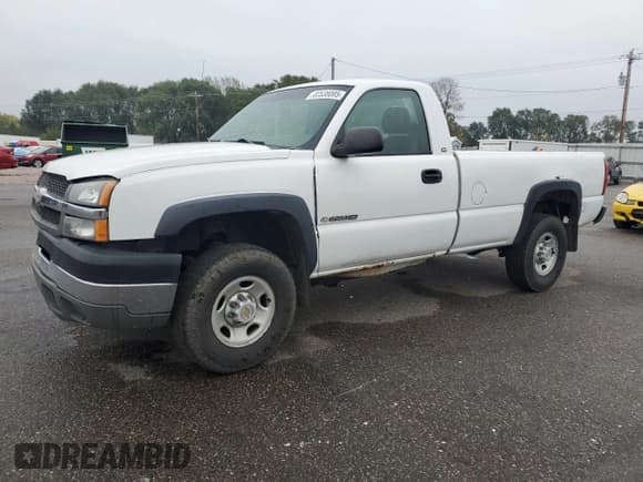 ✅ 2003 Chevrolet Silverado 2500HD Work Truck • VIN: 1GCHK24U53E371443 • Lot: 82538005. Wystawiony na Copart z przebiegiem 189 003 mil. Bezpłatny archiwum sprzedaży aukcyjnych z USA i szczegółowy raport historii pojazdu na DreamBid. Zdjęcie 1.
