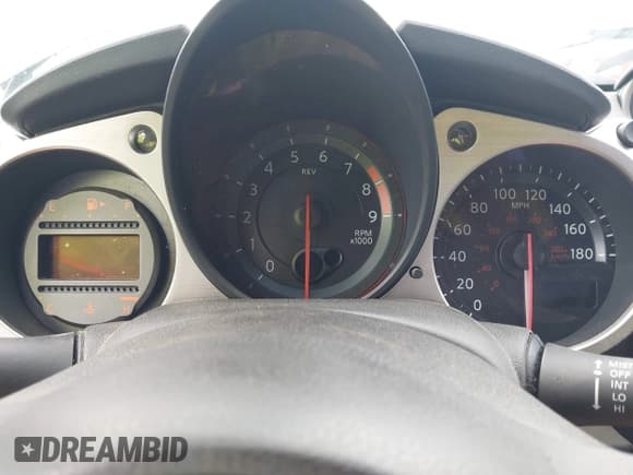 ✅ 2015 Nissan 370Z Nismo • VIN: JN1AZ4EH6FM444343 • Lot: 43274426. Wystawiony na IAAI z przebiegiem 50 998 mil. Bezpłatny archiwum sprzedaży aukcyjnych z USA i szczegółowy raport historii pojazdu na DreamBid. Zdjęcie 7.