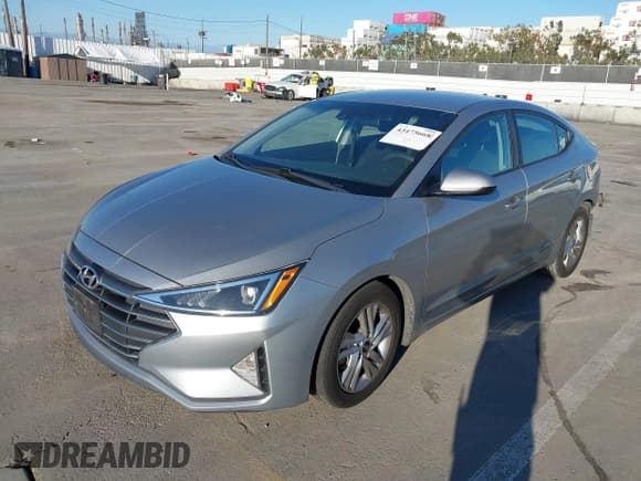 ✅ 2020 Hyundai Elantra SEL • VIN: 5NPD84LF6LH571548 • Лот: 43475668. Опубликован ранее на IAAI с пробегом 81 296 миль. Бесплатный доступ к архиву аукционных продаж из США и подробный отчёт об истории автомобиля на DreamBid. Изображение 2.