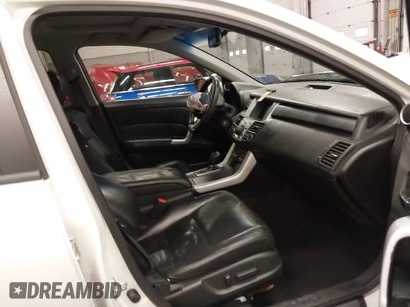 ✅ 2009 Acura RDX Technology • VIN: 5J8TB18569A802199 • Lot: 43608709. Listed on IAAI with 211,647 mi. Free auction sales archive from the USA and detailed vehicle history report at DreamBid. Image 5.