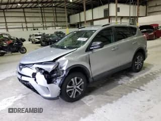 ✅ 2017 Toyota RAV4 LE • VIN: 2T3ZFREV9HW367517 • Lot: 89878435. Wystawiony na Copart z przebiegiem 79 357 mil. Bezpłatny archiwum sprzedaży aukcyjnych z USA i szczegółowy raport historii pojazdu na DreamBid. Zdjęcie 1.