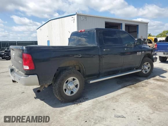 ✅ 2018 Ram 2500 Tradesman • VIN: 3C6UR5CJ2JG275365 • Lot: 85323005. Listed on Copart with Not provided. Free auction sales archive from the USA and detailed vehicle history report at DreamBid. Image 3.