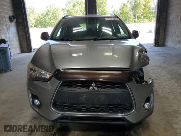✅ 2013 Mitsubishi Outlander LE • VIN: 4A4AR5AUXDE021304 • Lot: 67735085. Listed on Copart with 181,055 mi. Free auction sales archive from the USA and detailed vehicle history report at DreamBid. Image 5.