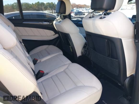 ✅ 2018 Mercedes-Benz GLS 63 AMG • VIN: 4JGDF7FE1JA996041 • Lot: 40910494. Wystawiony na IAAI z przebiegiem 69 159 mil. Bezpłatny archiwum sprzedaży aukcyjnych z USA i szczegółowy raport historii pojazdu na DreamBid. Zdjęcie 8.