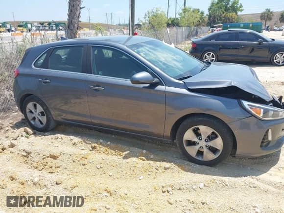 ✅ 2019 Hyundai Elantra • VIN: KMHH35LE4KU090095 • Lot: 42128034. Listed on IAAI with 160,489 mi. Free auction sales archive from the USA and detailed vehicle history report at DreamBid. Image 13.