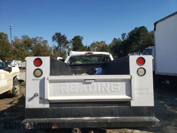 ✅ 2004 Ford F-250 XL • VIN: 1FTNF20L64EC56808 • Lot: 89464035. Listed on Copart with Not provided. Free auction sales archive from the USA and detailed vehicle history report at DreamBid. Image 6.