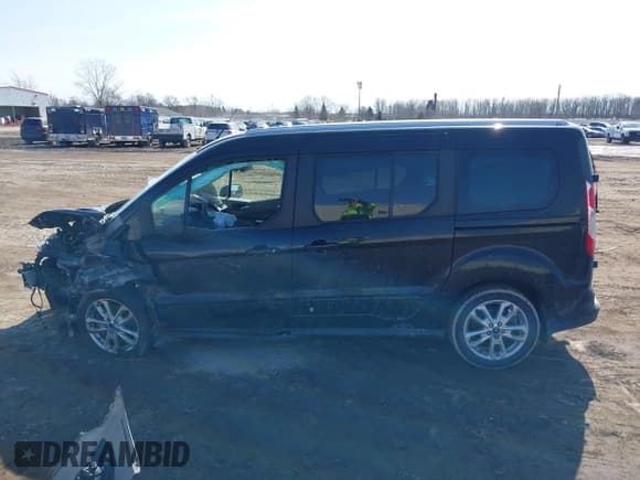 ✅ 2014 Ford Transit Connect XLT • VIN: NM0GS9F73E1147056 • Lot: 41774521. Listed on IAAI with Not provided. Free auction sales archive from the USA and detailed vehicle history report at DreamBid. Image 14.
