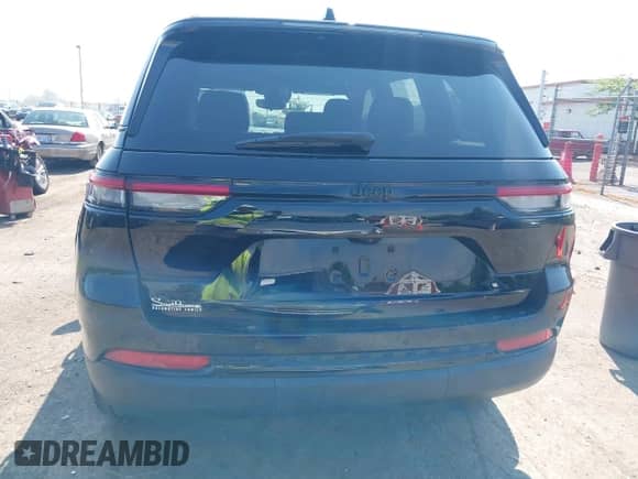 2023 Jeep Grand Cherokee Altitude z VIN 1C4RJHAG6PC595296, wystawiony jako IAAI lot #42682729 z przebiegiem 30 622 mil mil oraz . Historia ofert i sprzedaży dostępna na DreamBid. Obrazek 16.