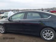 ✅ 2020 Ford Fusion SE • VIN: 3FA6P0HD7LR163705 • Lot: 41819655. Listed on IAAI with 54,126 mi. Free auction sales archive from the USA and detailed vehicle history report at DreamBid. Image 14.