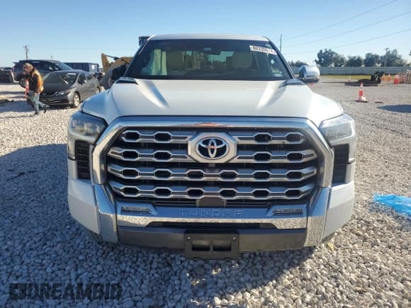 ✅ 2023 Toyota Tundra 1794 Edition • VIN: 5TFMC5DB6PX014651 • Лот: 80339014. Опубликован ранее на Copart с пробегом Не указан. Бесплатный доступ к архиву аукционных продаж из США и подробный отчёт об истории автомобиля на DreamBid. Изображение 5.