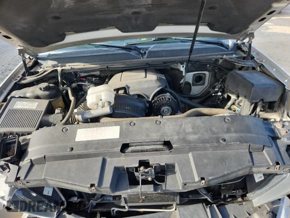 ✅ 2009 Chevrolet Tahoe LTZ • VIN: 1GNFC33J69R168149 • Lot: 65070395. Listed on Copart with 111,074 mi. Free auction sales archive from the USA and detailed vehicle history report at DreamBid. Image 12.