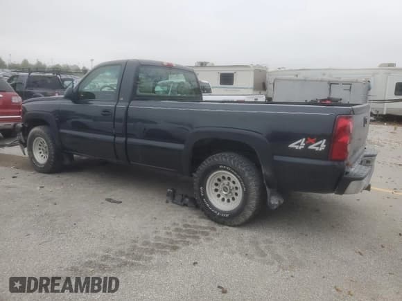 ✅ 2003 Chevrolet Silverado 1500 LS • VIN: 1GCEK14T03Z199013 • Lot: 90223635. Listed on Copart with 288,998 mi. Free auction sales archive from the USA and detailed vehicle history report at DreamBid. Image 2.