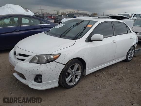 ✅ 2013 Toyota Corolla L • VIN: 2T1BU4EE5DC125306 • Лот: 43651829. Опубликован ранее на IAAI с пробегом 160 782 миль. Бесплатный доступ к архиву аукционных продаж из США и подробный отчёт об истории автомобиля на DreamBid. Изображение 2.