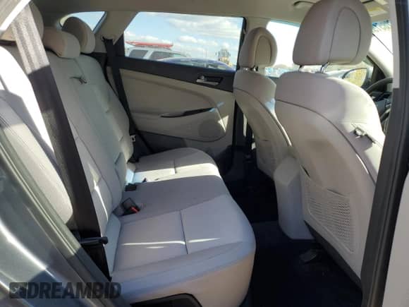 2017 Hyundai Tucson SE с VIN KM8J3CA41HU480032, выставлен на аукционе Copart как лот 82628515 с пробегом 74 066 миль миль и Чистый • Clean title. История ставок и продаж доступна на DreamBid. Изображение 11.