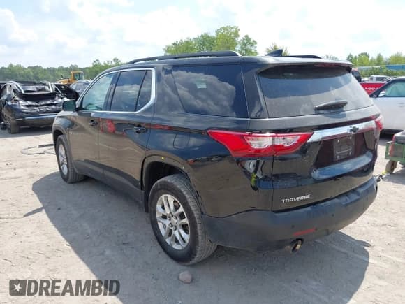 ✅ 2021 Chevrolet Traverse LT Cloth • VIN: 1GNERGKW5MJ124858 • Lot: 42960251. Listed on IAAI with 89,527 mi. Free auction sales archive from the USA and detailed vehicle history report at DreamBid. Image 3.