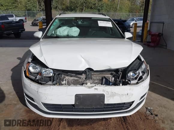 ✅ 2016 Volkswagen Golf TSI S • VIN: 3VWC17AU2GM515753 • Lot: 43357098. Wystawiony na IAAI z przebiegiem 129 787 mil. Bezpłatny archiwum sprzedaży aukcyjnych z USA i szczegółowy raport historii pojazdu na DreamBid. Zdjęcie 6.