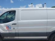 ✅ 2017 Ford Transit • VIN: 1FTYE1YMXHKA11900 • Lot: 42481313. Wystawiony na IAAI z przebiegiem 197 231 mil. Bezpłatny archiwum sprzedaży aukcyjnych z USA i szczegółowy raport historii pojazdu na DreamBid. Zdjęcie 14.