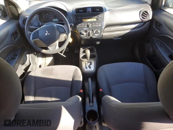 ✅ 2017 Mitsubishi Mirage ES • VIN: ML32A3HJ1HH004644 • Lot: 90899635. Wystawiony na Copart z przebiegiem 110 417 mil. Bezpłatny archiwum sprzedaży aukcyjnych z USA i szczegółowy raport historii pojazdu na DreamBid. Zdjęcie 8.