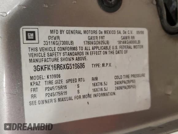 ✅ 1999 GMC Suburban • VIN: 3GKFK16R6XG519886 • Лот: 82154275. Опубликован ранее на Copart с пробегом 323 574 миль. Бесплатный доступ к архиву аукционных продаж из США и подробный отчёт об истории автомобиля на DreamBid. Изображение 14.