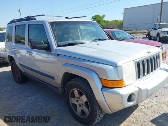✅ 2009 Jeep Commander Sport • VIN: 1J8HH48KX9C554904 • Лот: 42023578. Опубликован ранее на IAAI с пробегом 238 133 миль. Бесплатный доступ к архиву аукционных продаж из США и подробный отчёт об истории автомобиля на DreamBid. Изображение 1.