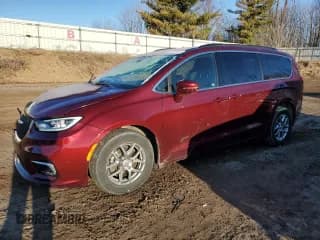 ✅ 2022 Chrysler Pacifica Touring • VIN: 2C4RC1FG8NR102331 • Lot: 50204635. Wystawiony na Copart z przebiegiem 43 025 mil. Bezpłatny archiwum sprzedaży aukcyjnych z USA i szczegółowy raport historii pojazdu na DreamBid. Zdjęcie 1.