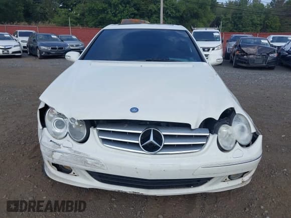 ✅ 2009 Mercedes-Benz CLK 350 • VIN: WDBTJ56H29F270151 • Lot: 43276485. Listed on IAAI with 144,327 mi. Free auction sales archive from the USA and detailed vehicle history report at DreamBid. Image 12.