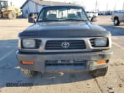 ✅ 1997 Toyota Tacoma • VIN: 4TAPM62N5VZ273206 • Lot: 41592085. Listed on Copart with 239,541 mi. Free auction sales archive from the USA and detailed vehicle history report at DreamBid. Image 5.