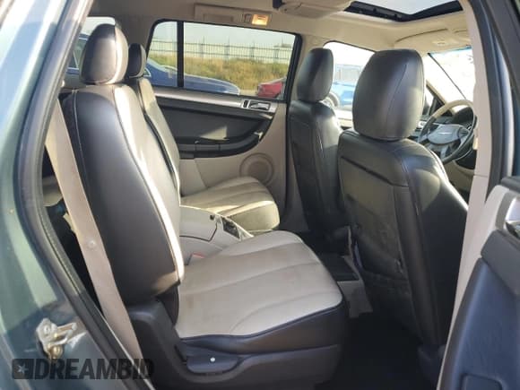 ✅ 2006 Chrysler Pacifica Touring • VIN: 2A8GF68476R674600 • Lot: 81105105. Wystawiony na Copart z przebiegiem 158 773 mil. Bezpłatny archiwum sprzedaży aukcyjnych z USA i szczegółowy raport historii pojazdu na DreamBid. Zdjęcie 11.