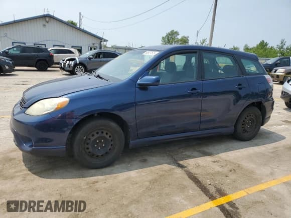 ✅ 2005 Toyota Matrix XR • VIN: 2T1KR32E35C500014 • Lot: 60527575. Wystawiony na Copart z przebiegiem 222 430 mil. Bezpłatny archiwum sprzedaży aukcyjnych z USA i szczegółowy raport historii pojazdu na DreamBid. Zdjęcie 1.