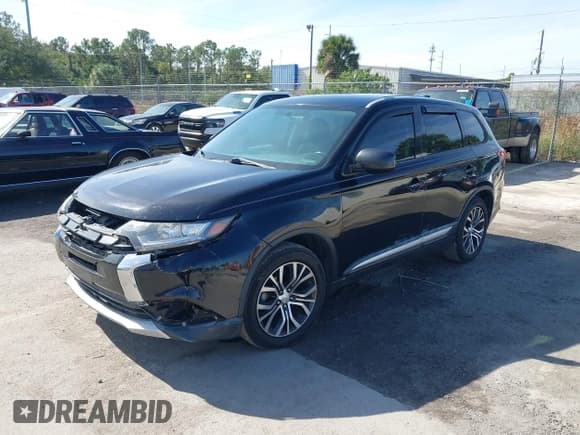 ✅ 2017 Mitsubishi Outlander ES • VIN: JA4AD2A34HZ014739 • Lot: 43673311. Wystawiony na IAAI z przebiegiem 114 538 mil. Bezpłatny archiwum sprzedaży aukcyjnych z USA i szczegółowy raport historii pojazdu na DreamBid. Zdjęcie 19.