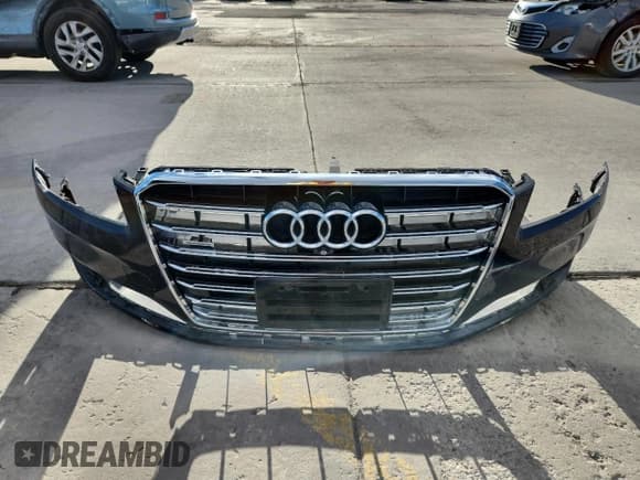 ✅ 2015 Audi A8 • VIN: WAUJGAFDXFN030468 • Лот: 86258435. Опубликован ранее на Copart с пробегом 121 889 миль. Бесплатный доступ к архиву аукционных продаж из США и подробный отчёт об истории автомобиля на DreamBid. Изображение 12.
