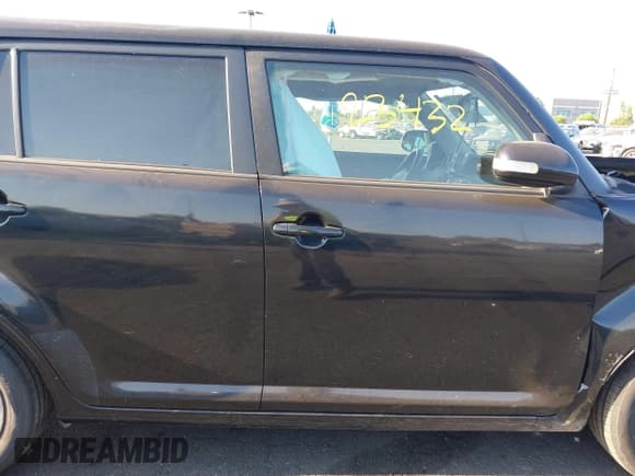 ✅ 2014 Scion xB • VIN: JTLZE4FE5EJ056346 • Лот: 42923432. Опубликован ранее на IAAI с пробегом 112 694 миль. Бесплатный доступ к архиву аукционных продаж из США и подробный отчёт об истории автомобиля на DreamBid. Изображение 14.