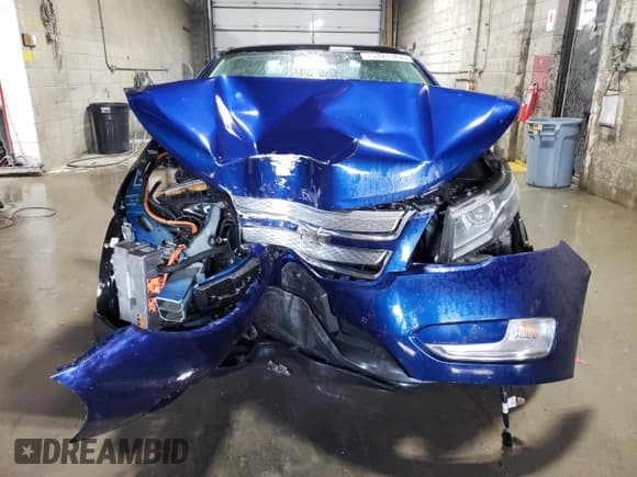 ✅ 2012 Chevrolet Volt • VIN: 1G1RD6E48CU109323 • Lot: 75321484. Wystawiony na Copart z przebiegiem 213 782 mil. Bezpłatny archiwum sprzedaży aukcyjnych z USA i szczegółowy raport historii pojazdu na DreamBid. Zdjęcie 5.