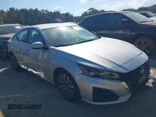 ✅ 2023 Nissan Altima SV • VIN: 1N4BL4DV6PN331598 • Lot: 43218732. Listed on IAAI with 71,000 mi. Free auction sales archive from the USA and detailed vehicle history report at DreamBid. Image 1.