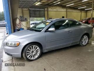 ✅ 2006 Volvo C70 • VIN: YV1MC68216J005318 • Lot: 80869865. Wystawiony na Copart z przebiegiem 90 555 mil. Bezpłatny archiwum sprzedaży aukcyjnych z USA i szczegółowy raport historii pojazdu na DreamBid. Zdjęcie 1.