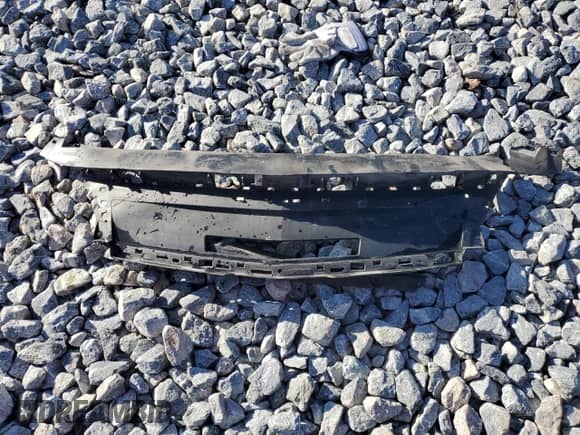 2016 Chevrolet Impala LT с VIN 2G1105SA7G9198110, выставлен на аукционе Copart как лот 90466095 с пробегом 113 484 миль миль и Списание • Salvage title. История ставок и продаж доступна на DreamBid. Изображение 12.