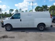 ✅ 2008 Chevrolet Express Cargo • VIN: 1GCGG25C481140941 • Lot: 43745272. Listed on IAAI with 373,799 mi. Free auction sales archive from the USA and detailed vehicle history report at DreamBid. Image 14.