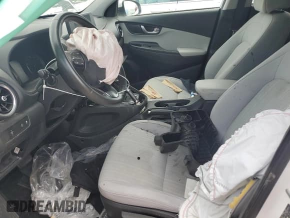 ✅ 2022 Hyundai Kona SEL • VIN: KM8K3CAB4NU858293 • Лот: 56048064. Опубликован ранее на Copart с пробегом 62 060 миль. Бесплатный доступ к архиву аукционных продаж из США и подробный отчёт об истории автомобиля на DreamBid. Изображение 7.