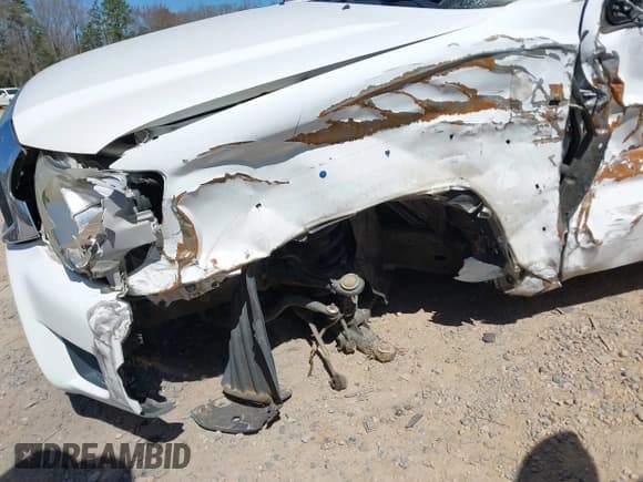 ✅ 2013 Toyota Tacoma • VIN: 5TFJX4CN5DX030249 • Лот: 41810560. Опубликован ранее на IAAI с пробегом 177 680 миль. Бесплатный доступ к архиву аукционных продаж из США и подробный отчёт об истории автомобиля на DreamBid. Изображение 17.