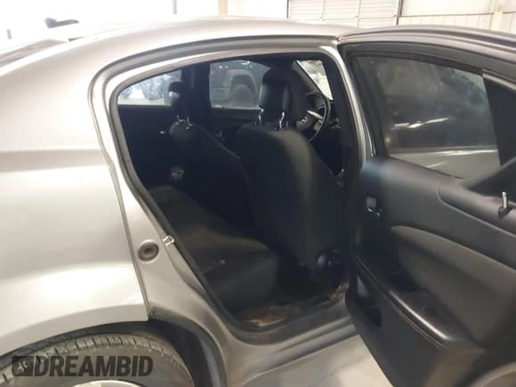 ✅ 2013 Dodge Avenger SE • VIN: 1C3CDZAB8DN676148 • Лот: 41508462. Опубликован ранее на IAAI с пробегом 180 062 миль. Бесплатный доступ к архиву аукционных продаж из США и подробный отчёт об истории автомобиля на DreamBid. Изображение 8.