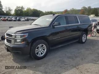 ✅ 2019 Chevrolet Suburban LT • VIN: 1GNSKHKC6KR196332 • Lot: 71770694. Wystawiony na Copart z przebiegiem 203 189 mil. Bezpłatny archiwum sprzedaży aukcyjnych z USA i szczegółowy raport historii pojazdu na DreamBid. Zdjęcie 1.
