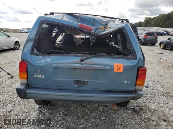 ✅ 1999 Jeep Cherokee Sport • VIN: 1J4FT68S7XL559672 • Lot: 83984555. Wystawiony na Copart z przebiegiem Nie podano. Bezpłatny archiwum sprzedaży aukcyjnych z USA i szczegółowy raport historii pojazdu na DreamBid. Zdjęcie 6.