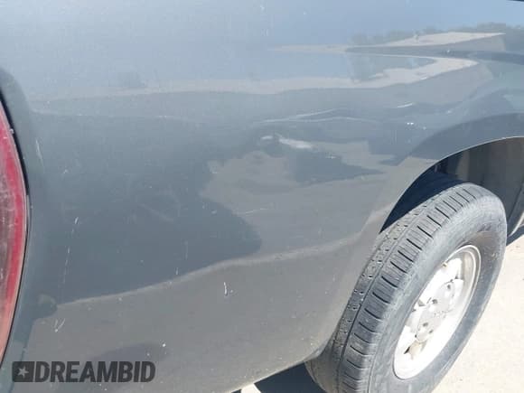 ✅ 2008 Isuzu i-Series LS • VIN: 1GGCS13E488701415 • Lot: 42207907. Wystawiony na IAAI z przebiegiem 221 803 mil. Bezpłatny archiwum sprzedaży aukcyjnych z USA i szczegółowy raport historii pojazdu na DreamBid. Zdjęcie 6.