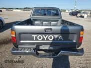 ✅ 1993 Toyota Pickup DLX • VIN: 4TARN81P5PZ096843 • Лот: 72677924. Опубликован ранее на Copart с пробегом 186 633 миль. Бесплатный доступ к архиву аукционных продаж из США и подробный отчёт об истории автомобиля на DreamBid. Изображение 6.