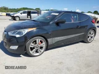 ✅ 2012 Hyundai Veloster w/Red Int • VIN: KMHTC6AD9CU058948 • Lot: 56570814. Wystawiony na Copart z przebiegiem 141 460 mil. Bezpłatny archiwum sprzedaży aukcyjnych z USA i szczegółowy raport historii pojazdu na DreamBid. Zdjęcie 1.