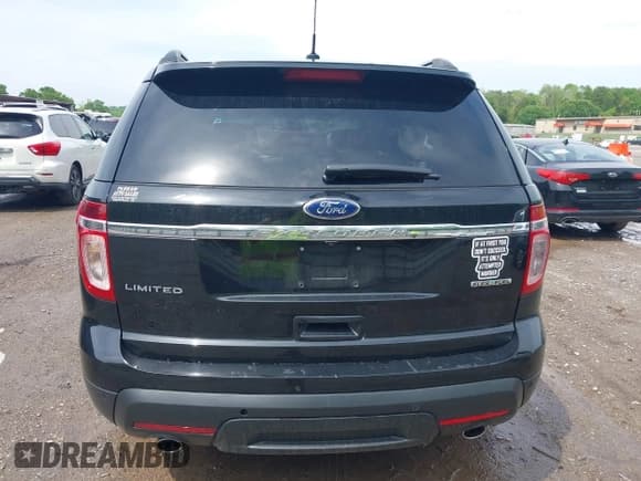 ✅ 2015 Ford Explorer Limited • VIN: 1FM5K7F84FGA56640 • Lot: 42066368. Wystawiony na IAAI z przebiegiem 137 454 mil. Bezpłatny archiwum sprzedaży aukcyjnych z USA i szczegółowy raport historii pojazdu na DreamBid. Zdjęcie 15.