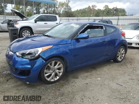 ✅ 2017 Hyundai Veloster • VIN: KMHTC6AD0HU310352 • Lot: 73225794. Listed on Copart with 88,999 mi. Free auction sales archive from the USA and detailed vehicle history report at DreamBid. Image 1.