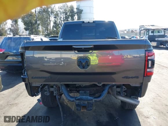 ✅ 2019 Ram 2500 Laramie • VIN: 3C6UR5NL4KG685262 • Лот: 41953870. Опубликован ранее на IAAI с пробегом 56 202 миль. Бесплатный доступ к архиву аукционных продаж из США и подробный отчёт об истории автомобиля на DreamBid. Изображение 17.