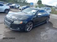 ✅ 2010 Audi S5 Prestige • VIN: WAUVVAFR3AA034462 • Лот: 43654705. Опубликован ранее на IAAI с пробегом 177 295 миль. Бесплатный доступ к архиву аукционных продаж из США и подробный отчёт об истории автомобиля на DreamBid. Изображение 2.
